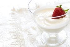 Йогурт молочный нежирный